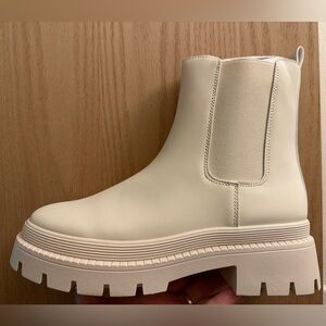 Cream Platform Chelsea Boots - JUSTFAB